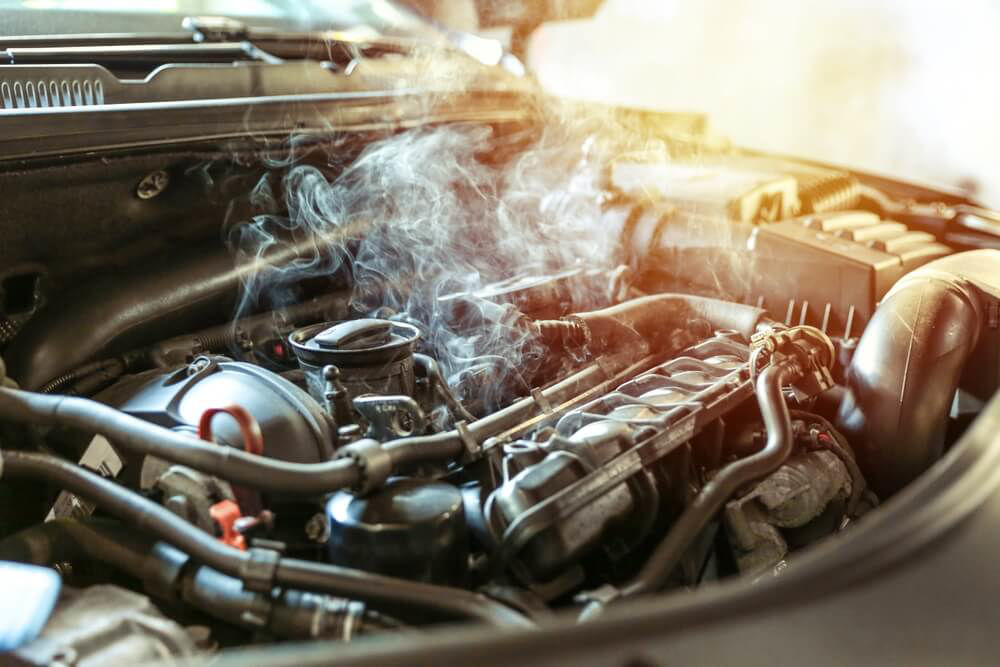 Na spisku letnjih problema sa automobilom prvo mesto pripada problemima sa sistemom hlađenja motora