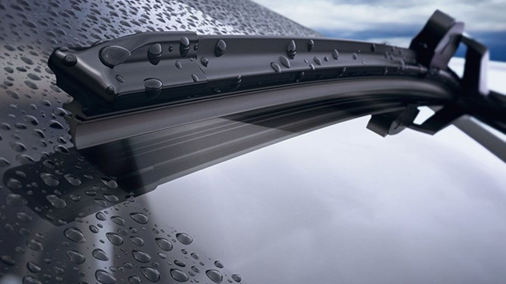 Vetrobran se proizvodi od laminiranog stakla i on doprinosi strukturnom integritetu vozila
